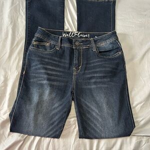 Wallflower women’s dark wash jeans